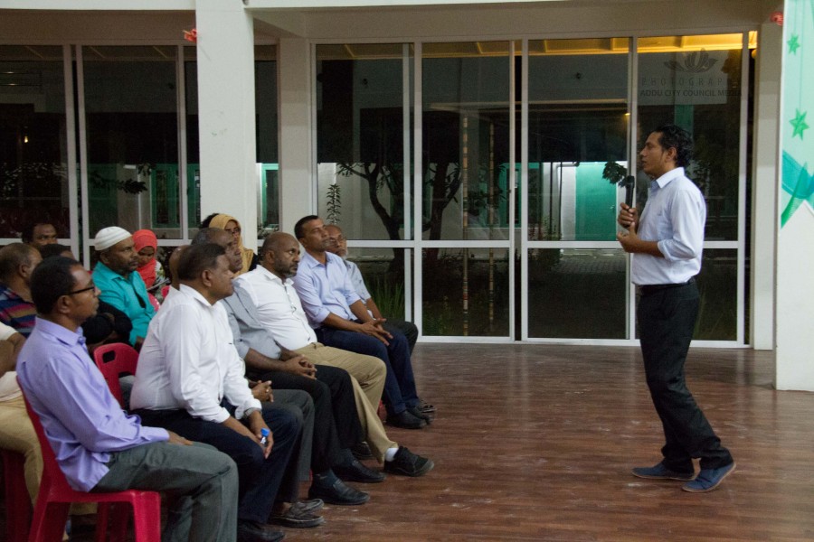 ކައުންސިލުން އައްޑޫސިޓީގެ ރައްޔިތުންނާ ބައްދަލުކުރުން މާދަމާ