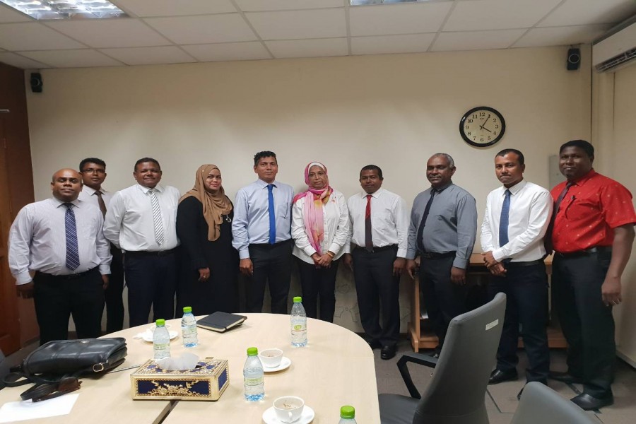 މިނިސްޓަރ އޮފް ހައުސިންގ އެންޑް އާރބަން ޑެވެލޮޕްމަންޓް އާމިނަތު އާތިފާ ޝަކޫރާ ކައުންސިލުން ބައްދަލުކުރައްވައިފި