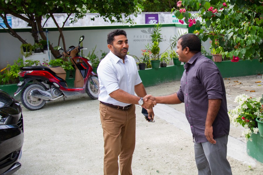 ހެލްތު މިނިސްޓަރު އަބްދުﷲ އަމީން ކައުންސިލާ ބައްދަލުކުރައްވައިފި