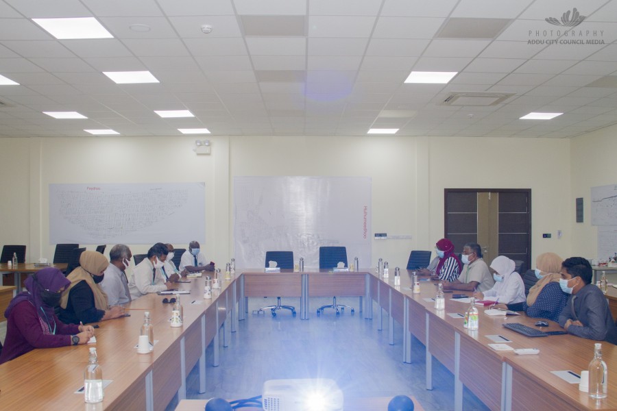 އައްޑޫ ސިޓީގައި ކޮވިޑް-19 އާ ގުޅޭގޮތުން އަޅާފައިވާ ފިޔަވަޅުތަކާ ގުޅޭގޮތުން އައްޑޫ ސިޓީ ކައުންސިލުން އޭ.އީ.އެޗް އާ މަޝްވަރާކުރައްވައިފި